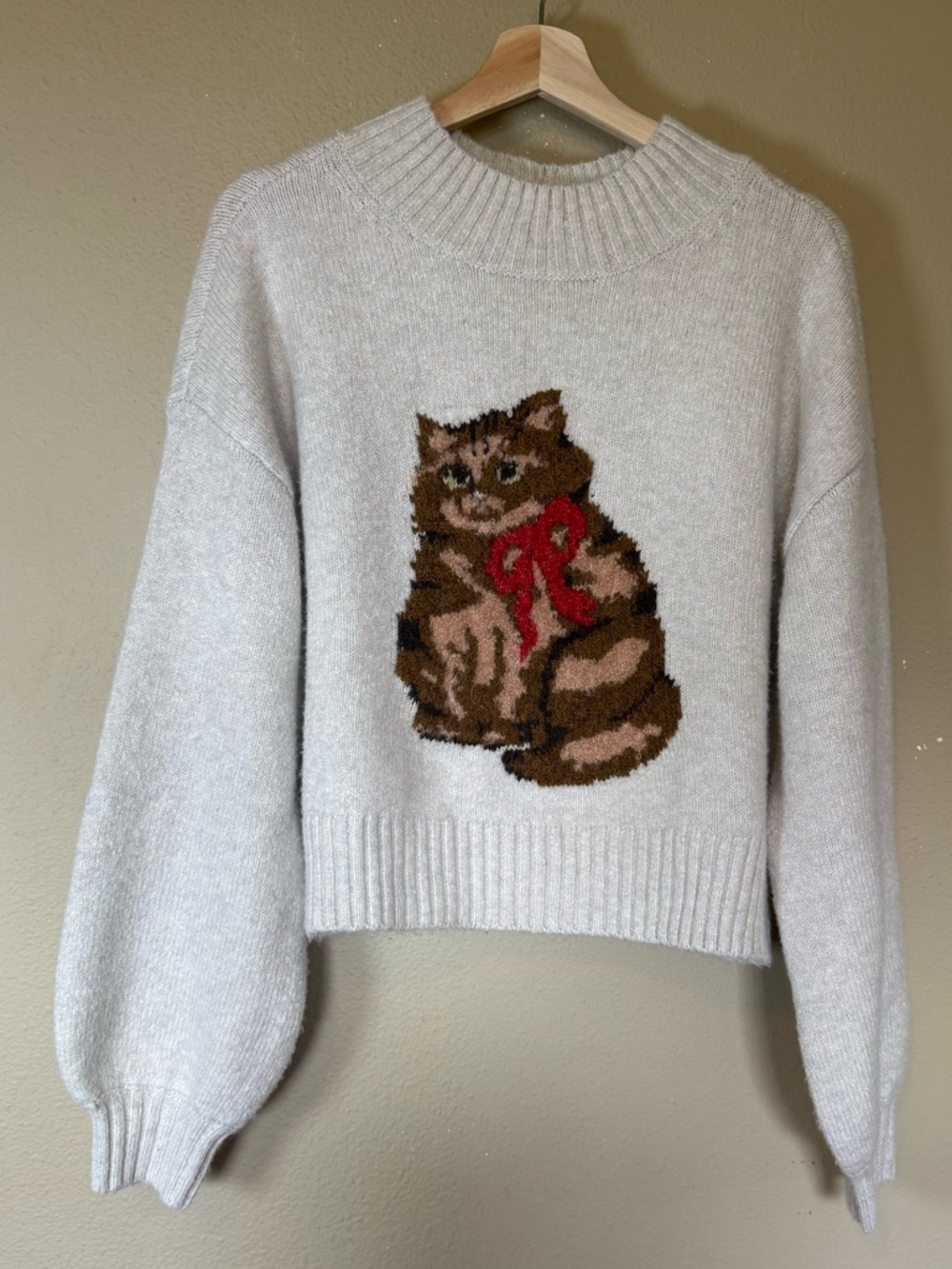 American Eagle Outfitters Cream Knit Cat Sweater Size Small - Picture 2 of 7